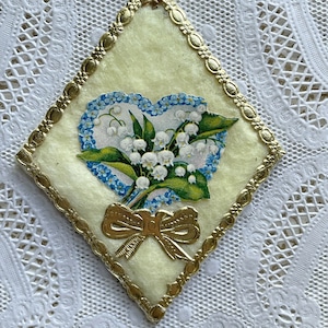 Small Vintage Style Pressed Pale Yellow Spun Cotton Lily of the Valley Heart Diecut and Dresdens Diamond Ornament Handmade Collectible
